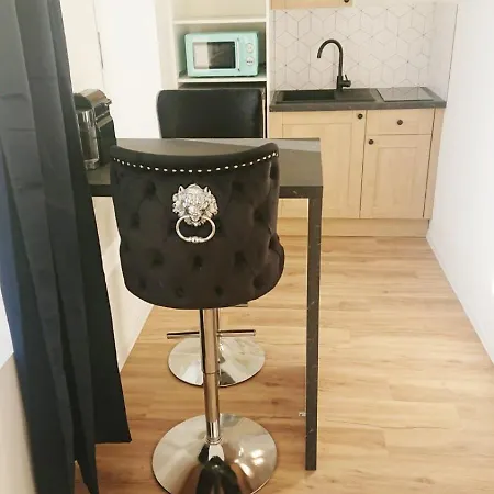 Parking Prive, Sauna Et Cosy 55m2 Sur Apartamento *